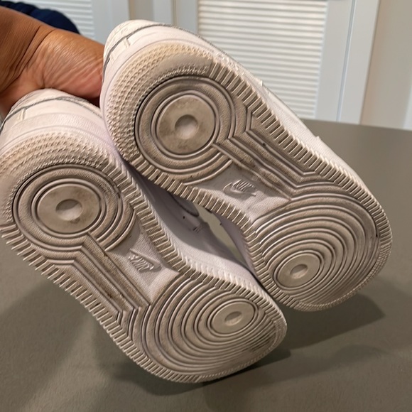 Nike Air Force Ones - Picture 7 of 8